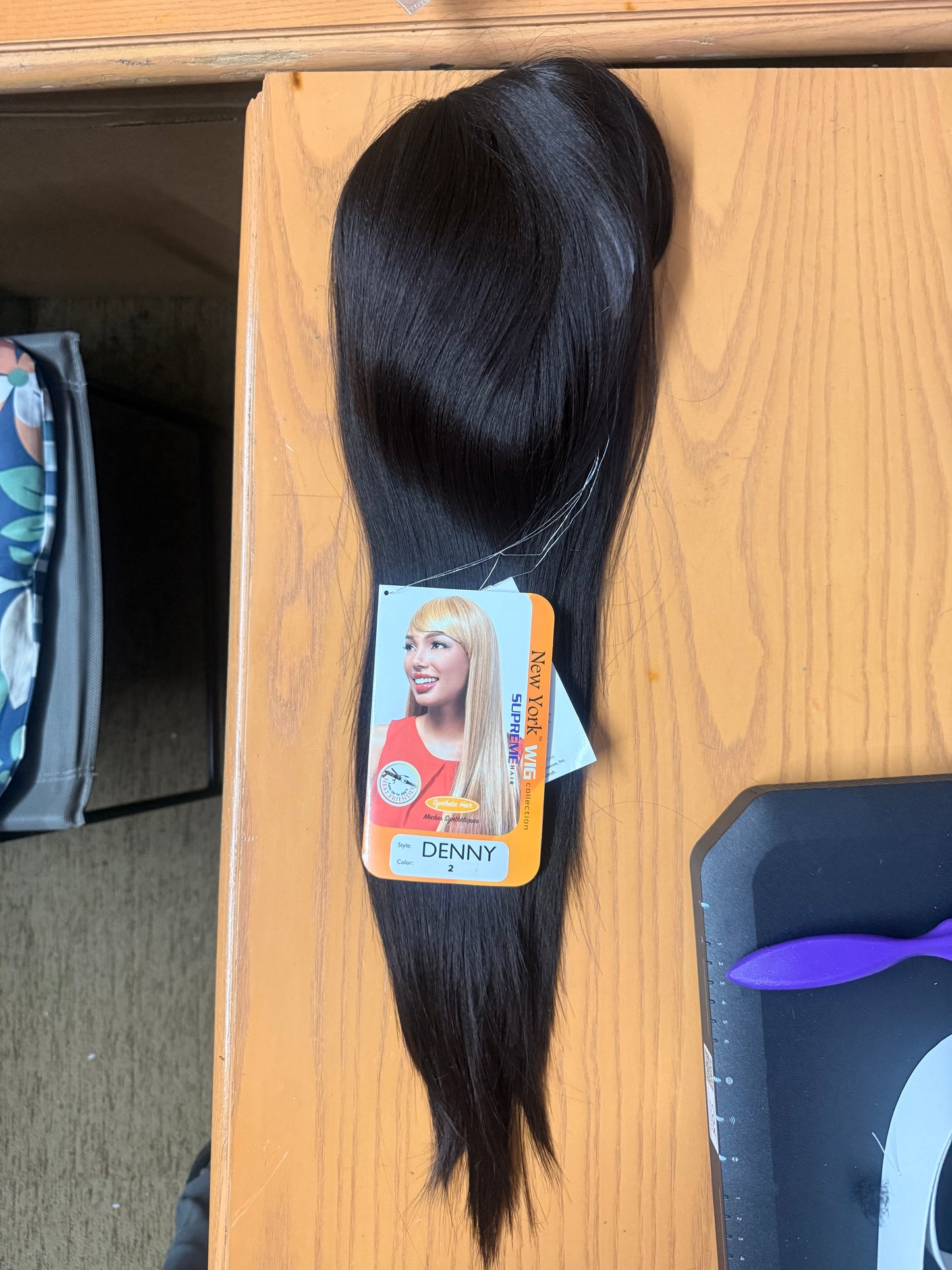 Denny wig (24")